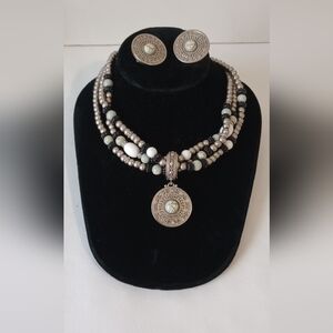 Vintage Liz Claiborne Silver and Black Beaded Necklace With Matching Earrings.